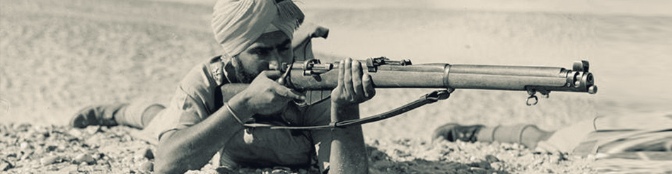 An Indian rifleman with a SMLE